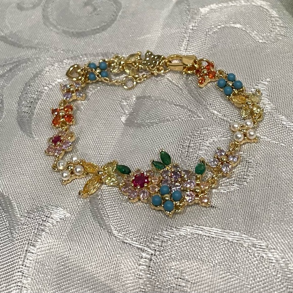 Kate Spade Gold-Tone Multicolor Floral Bracelet with Stones.New - Picture 5 of 8